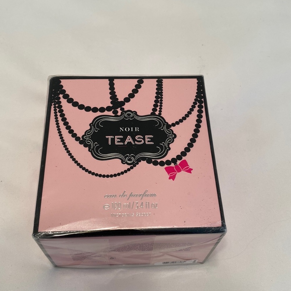 NWT TEASE EAU DE PARFUM